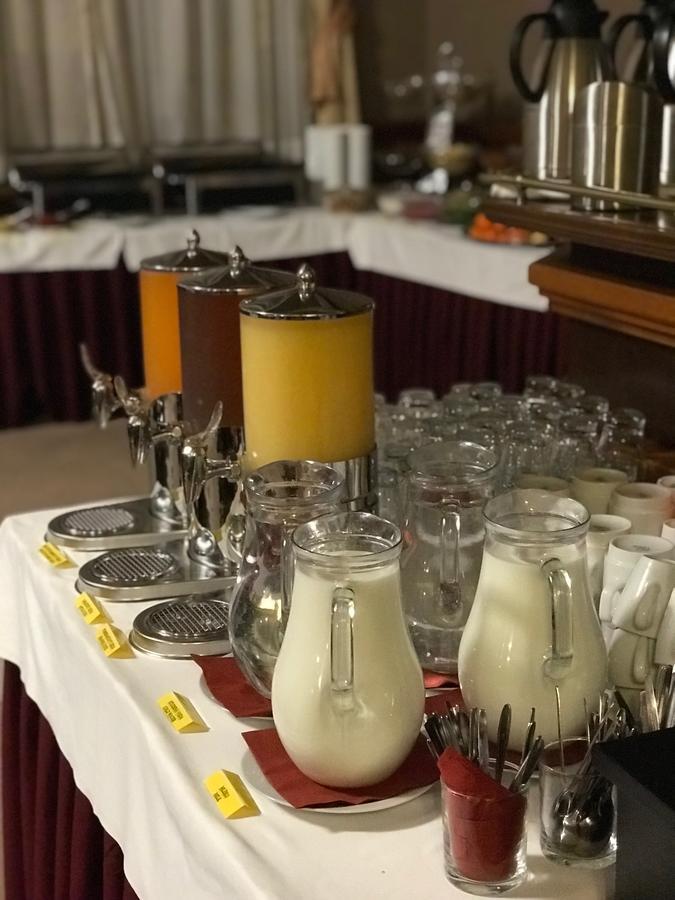 פארדוביצה Hotel Zlata Stika מראה חיצוני תמונה